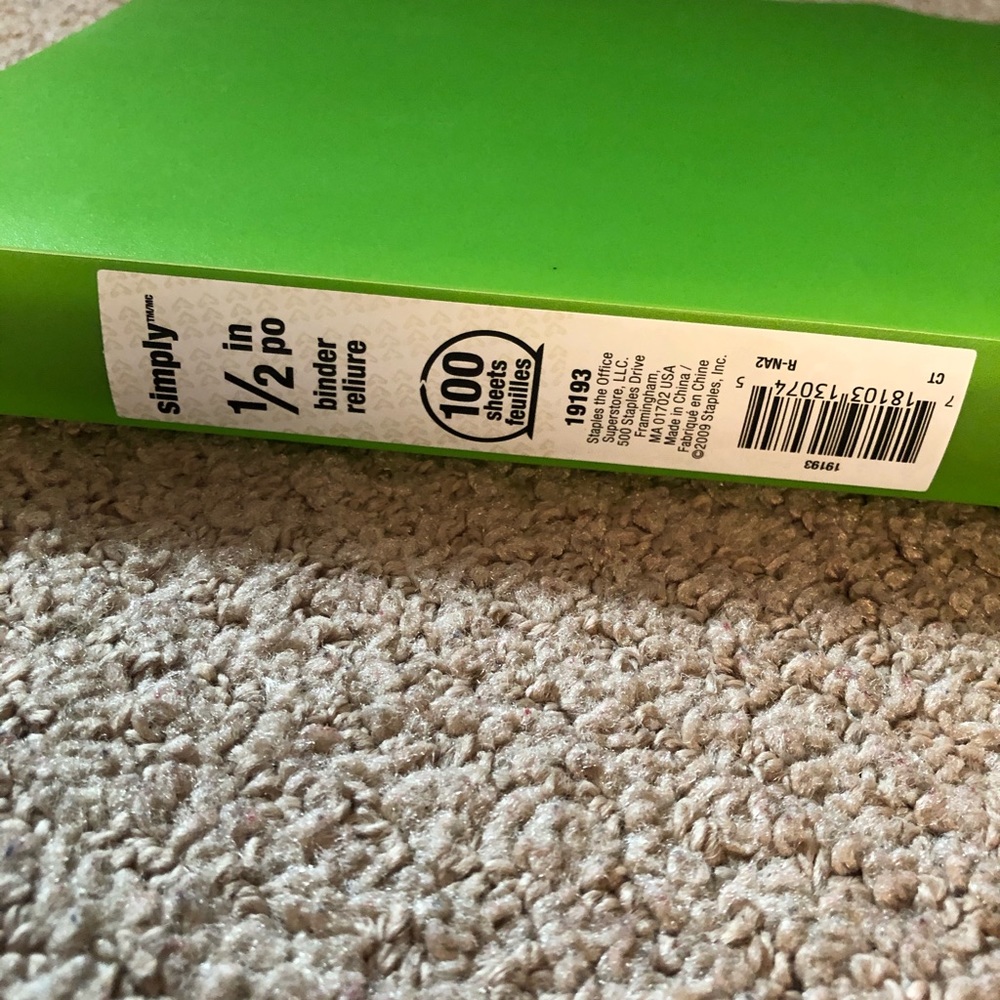 Set Of Three: Three- Ringed Binders - Picture 3 of 8